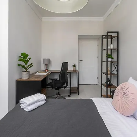 Lumina I 3-room Near The Warszawianka Water Park I Metro Apartamento *
