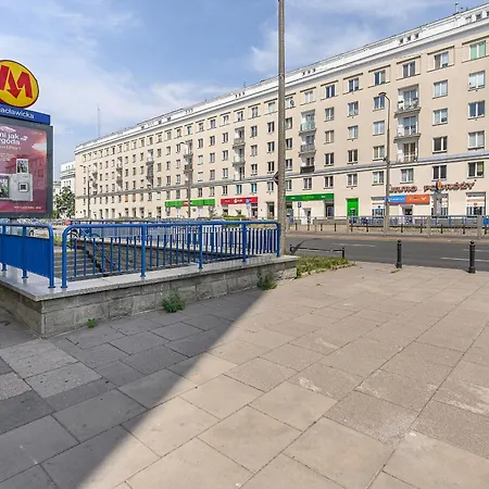 Lumina I 3-room Near The Warszawianka Water Park I Metro